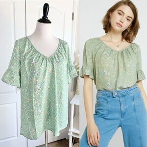 Suzanne Betro Floral Ruffle Sleeve V-neck Top